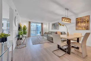 1200 Brickell Bay Dr, Miami, FL 33131 - Photo 5