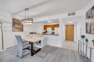 1200 Brickell Bay Dr, Miami, FL 33131 - Photo 7