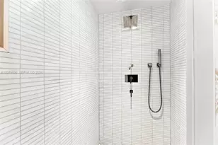 400 Alton Rd, Miami Beach, FL 33139 - Photo 23
