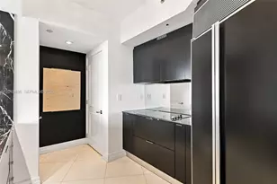 400 Alton Rd, Miami Beach, FL 33139 - Photo 15