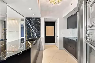 400 Alton Rd, Miami Beach, FL 33139 - Photo 13