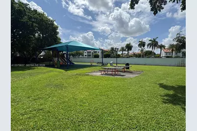 18224 Mediterranean Blvd #2-17, Miami, FL 33015 - Photo 27
