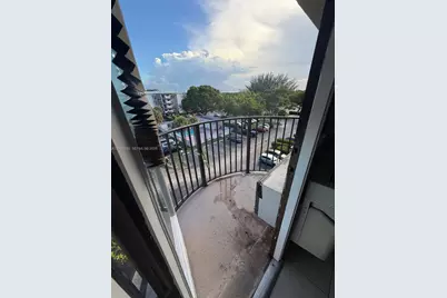 2771 Riverside Dr #503-A, Coral Springs, FL 33065 - Photo 13