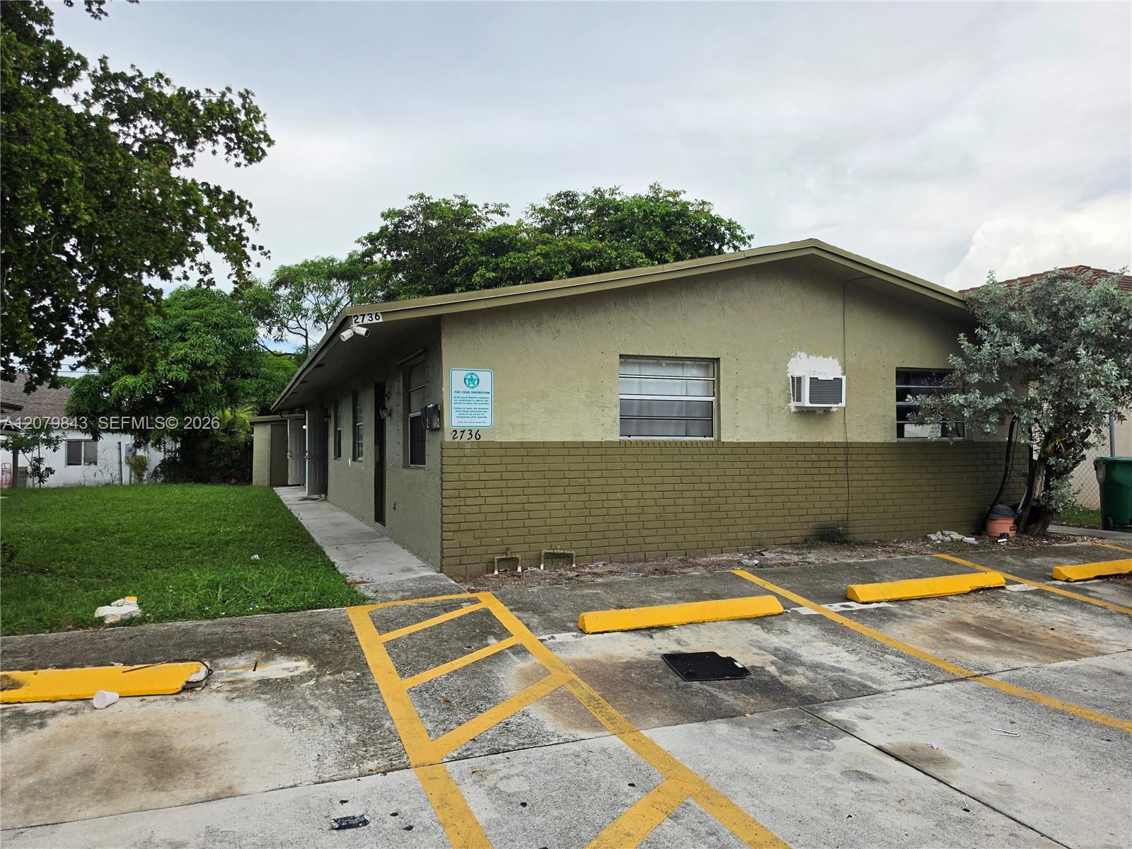 2736 NW 15th Ct #2 - 2736 NW 15th Ct #2, Fort Lauderdale, FL 33311 Luxury Property | Jose Angel Pina