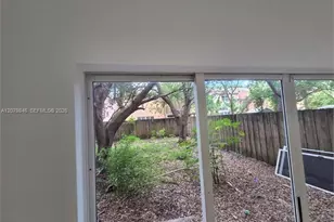 875 SW 6th Pl, Florida City, FL 33034 - Photo 23