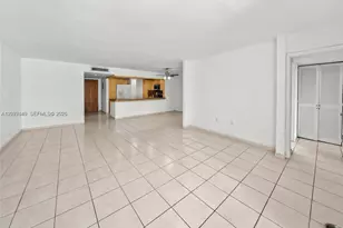 6450 Collins Ave, Miami Beach, FL 33141 - Photo 25