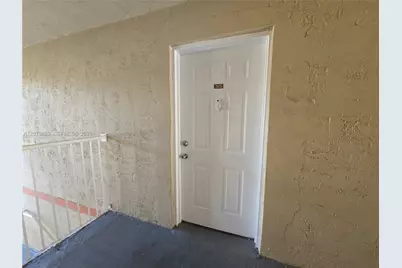 18860 NW 57th Ave #305, Hialeah, FL 33015 - Photo 17
