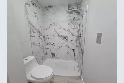 18860 NW 57th Ave #305, Hialeah, FL 33015 - Photo 15