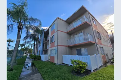 18860 NW 57th Ave #305, Hialeah, FL 33015 - Photo 19