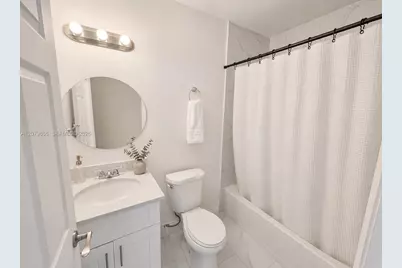 529 NW 16th Ave, Fort Lauderdale, FL 33311 - Photo 7
