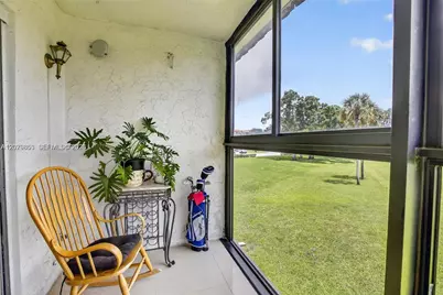 8941 S Hollybrook Blvd #205, Pembroke Pines, FL 33025 - Photo 17