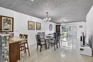 8941 S Hollybrook Blvd, Pembroke Pines, FL 33025 - Photo 7