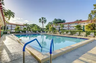 8941 S Hollybrook Blvd, Pembroke Pines, FL 33025 - Photo 19