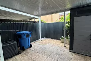 8172 NW 10th St, Miami, FL 33126 - Photo 15