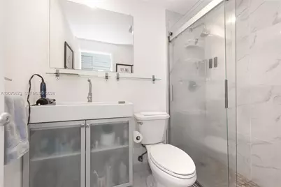 1408 Brickell Bay Dr #1215, Miami, FL 33131 - Photo 9