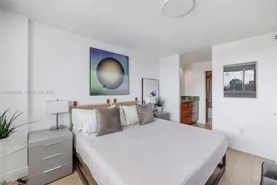 [Address not provided], Miami Beach, FL 33139 - Photo 17