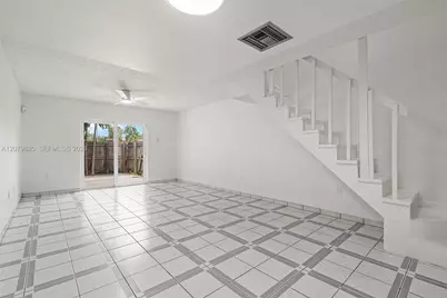 8000 SW 151st Ct #614, Miami, FL 33193 - Photo 9