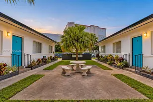 2499 SW 27th St, Miami, FL 33133 - Photo 17
