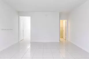 2499 SW 27th St, Miami, FL 33133 - Photo 9
