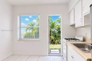 2499 SW 27th St, Miami, FL 33133 - Photo 5