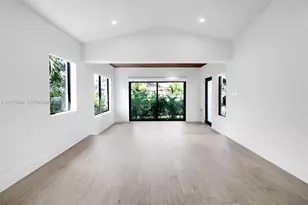 500 NW 43rd St, Miami, FL 33127 - Photo 11
