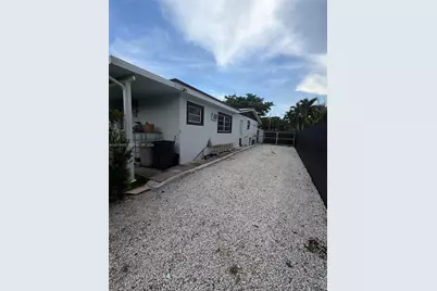 10411 SW Sw 51st St, Miami, FL 33165 - Photo 27