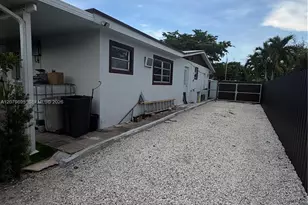 10411 SW Sw 51st St, Miami, FL 33165 - Photo 27