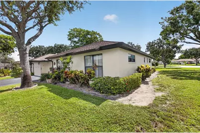 10086 Eaglewood Rd #B, Boynton Beach, FL 33436 - Photo 3