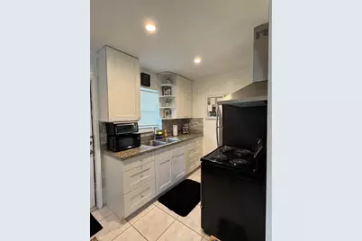612 W Drew St, Lantana, FL 33462 - Photo 5