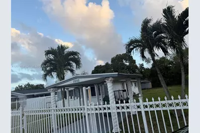 2998 NW 94th St #2998, Miami, FL 33147 - Photo 5