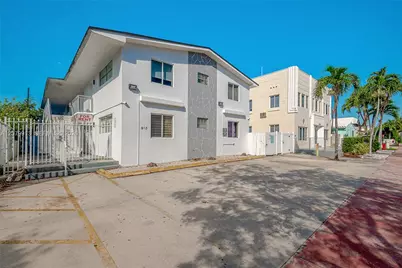 6910 Bay Dr #6, Miami Beach, FL 33141 - Photo 1