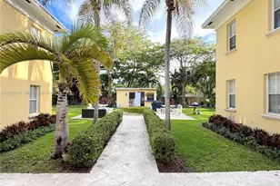 3375 Franklin Ave, Miami, FL 33133 - Photo 3