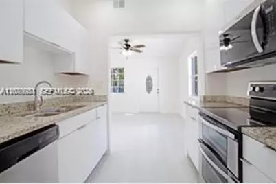 3761 SW 45th Avr #0, West Park, FL 33023 - Photo 5