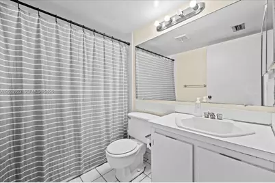 1014 Green Pine Blvd #H1, West Palm Beach, FL 33409 - Photo 5