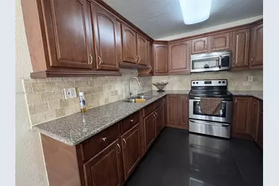 7010 NW 186th St #5-107, Hialeah, FL 33015 - Photo 7