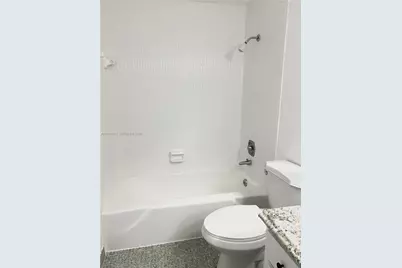 4400 Hillcrest Dr #402B, Hollywood, FL 33021 - Photo 7