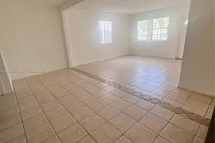 828 SW 3rd St, Florida City, FL 33034 - Photo 5