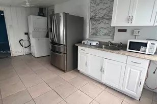 828 SW 3rd St, Florida City, FL 33034 - Photo 27