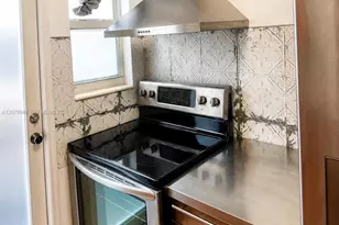 549 Meridian Ave, Miami Beach, FL 33139 - Photo 5