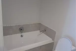 488 NE 18th St, Miami, FL 33132 - Photo 21