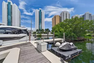 16500 Collins Ave, Sunny Isles Beach, FL 33160 - Photo 51