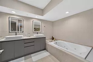 16500 Collins Ave, Sunny Isles Beach, FL 33160 - Photo 21