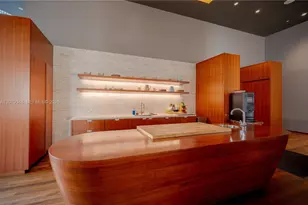 1300 Brickell Bay Dr, Miami, FL 33131 - Photo 29