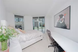 1300 Brickell Bay Dr, Miami, FL 33131 - Photo 5