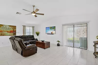 12 Barcelona Ln, Port Saint Lucie, FL 34952 - Photo 21