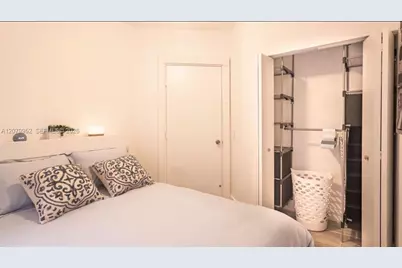 27 NE 60th Ter, Miami, FL 33137 - Photo 23