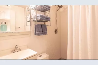 27 NE 60th Ter, Miami, FL 33137 - Photo 31