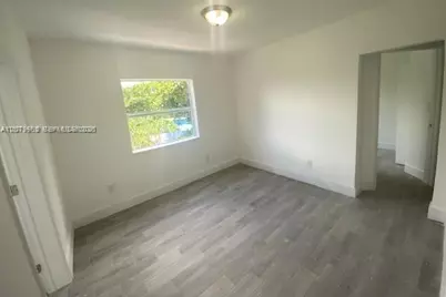 27 NE 60th Ter, Miami, FL 33137 - Photo 5
