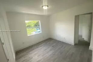 27 NE 60th Terrace, Miami, FL 33137 - Photo 5