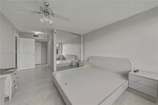 900 St Charles Pl, Pembroke Pines, FL 33026 - Photo 13